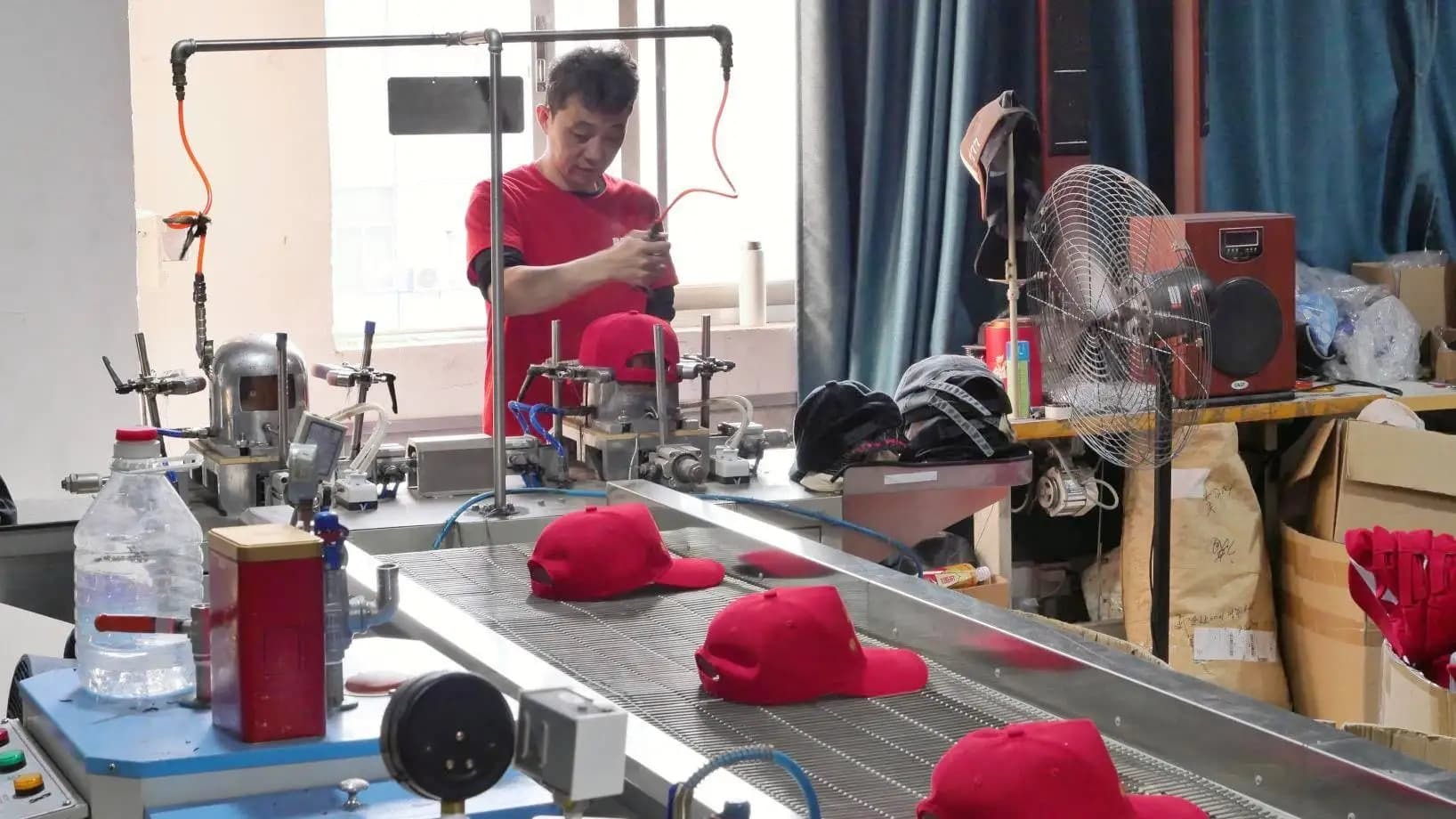 Shenzhen Dingguan Hat Making Co., Ltd. factory production line